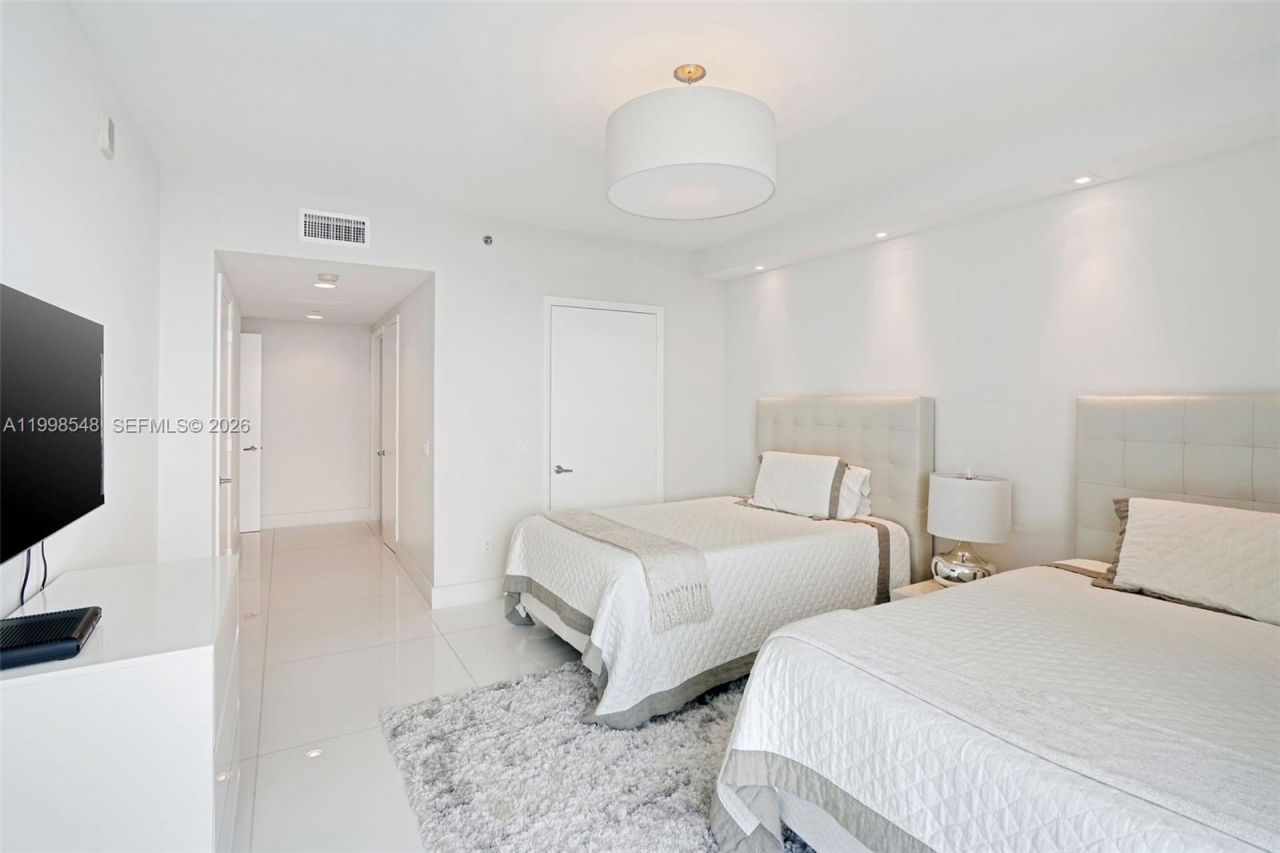 2711 S Ocean Dr, Unit 2803, Hollywood, FL 33019 Photo