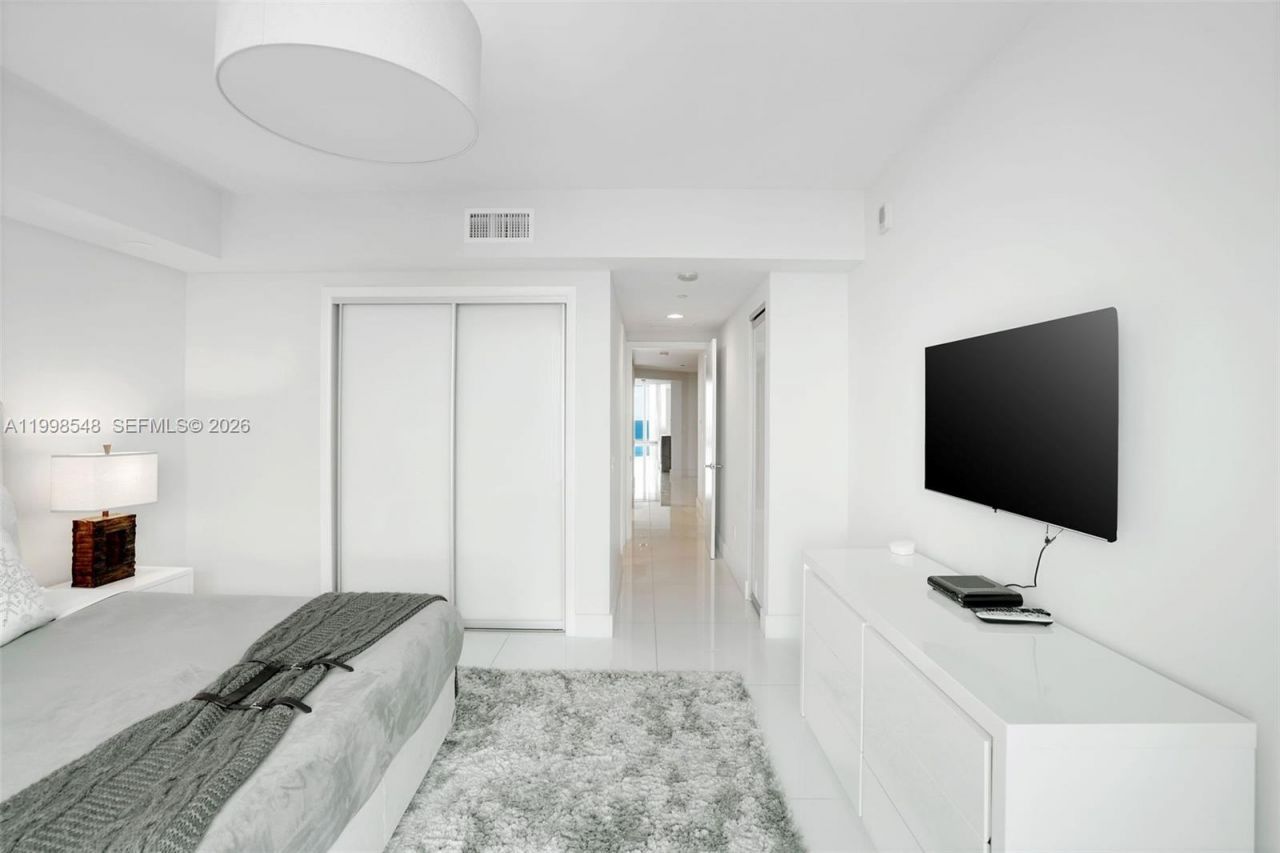 2711 S Ocean Dr, Unit 2803, Hollywood, FL 33019 Photo