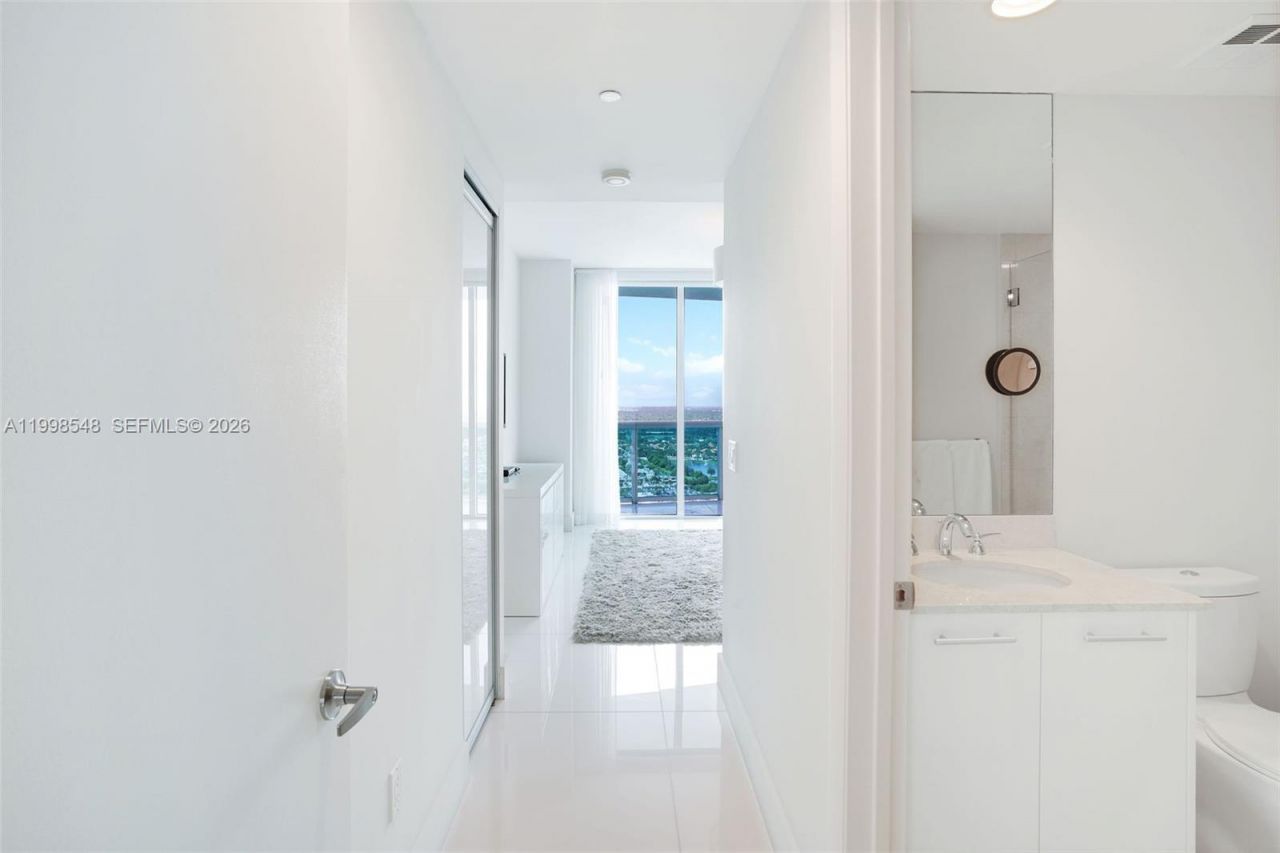 2711 S Ocean Dr, Unit 2803, Hollywood, FL 33019 Photo