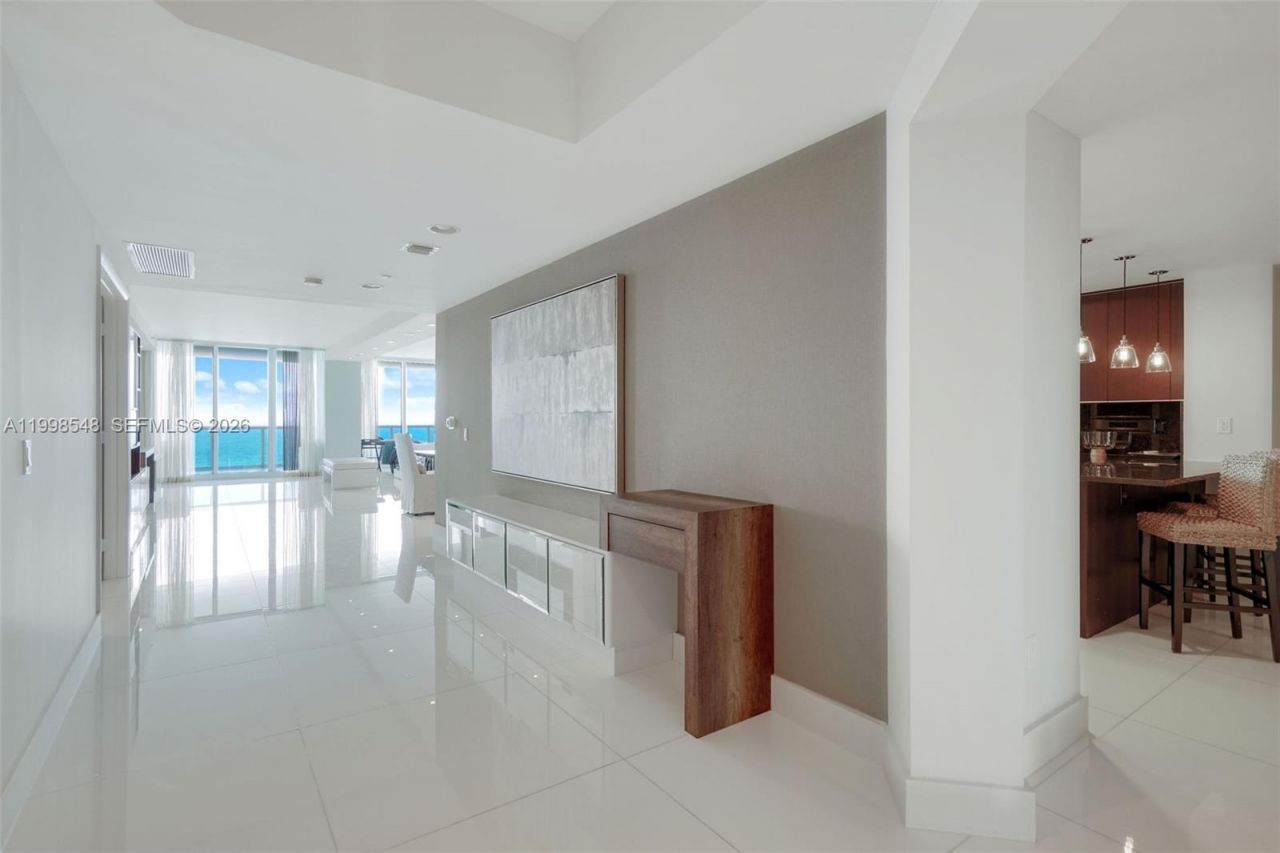 2711 S Ocean Dr, Unit 2803, Hollywood, FL 33019 Photo