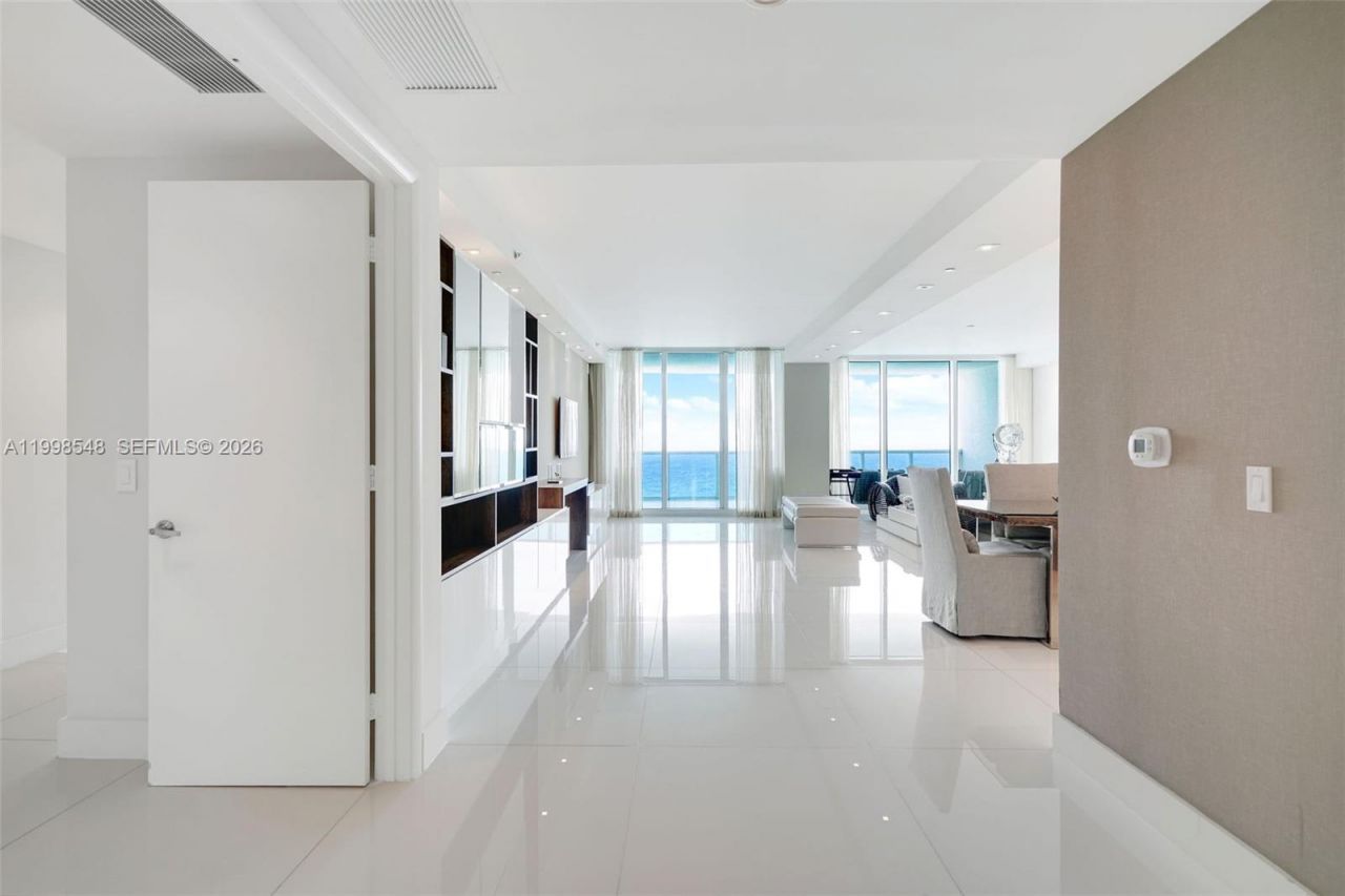 2711 S Ocean Dr, Unit 2803, Hollywood, FL 33019 Photo