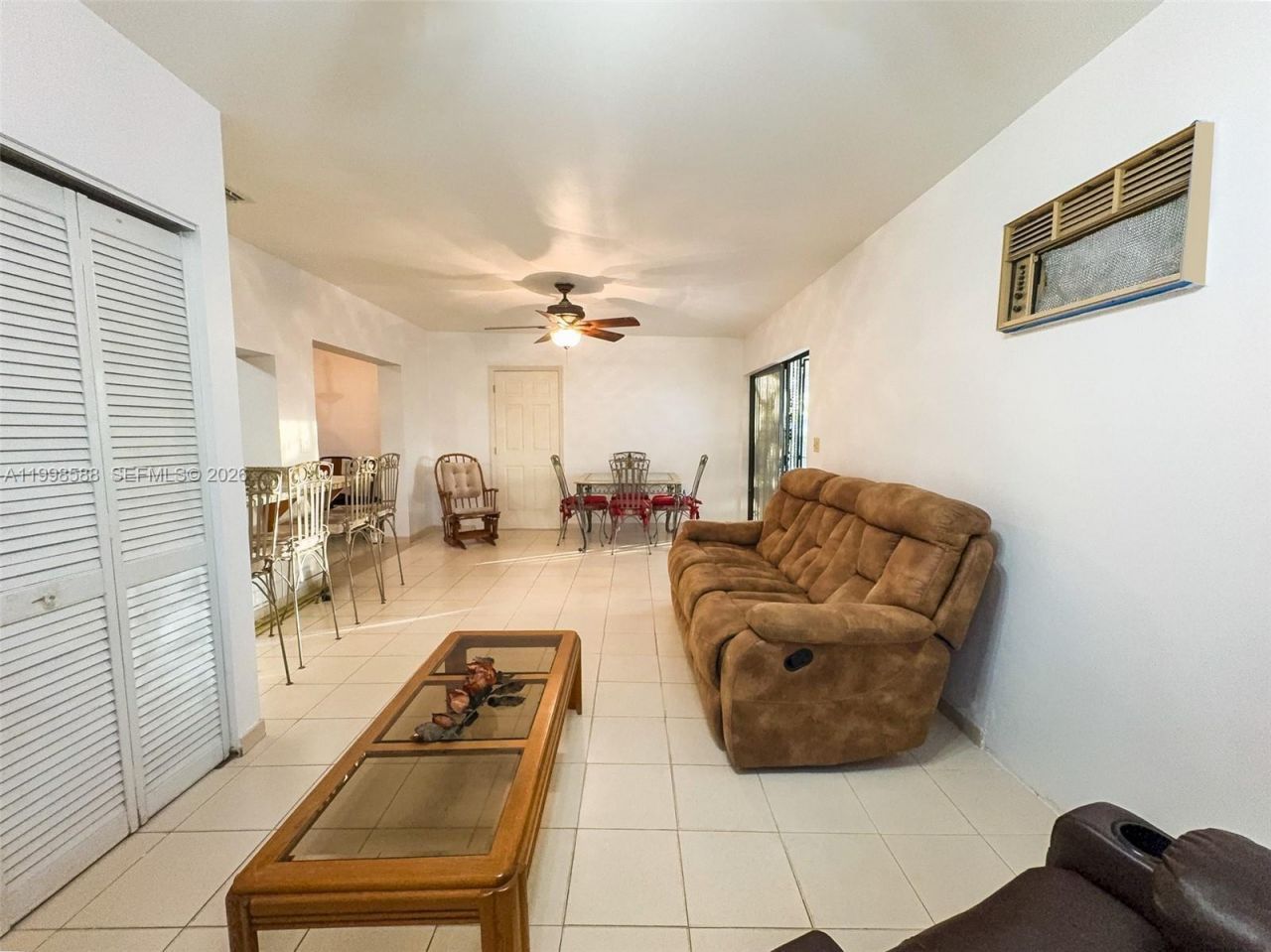 3420 SW 104th Ave, Unit ., Miami, FL 33165 Photo