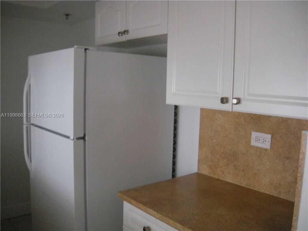 7545 E Treasure Dr, Unit 2K, North Bay Village, FL 33141 Photo