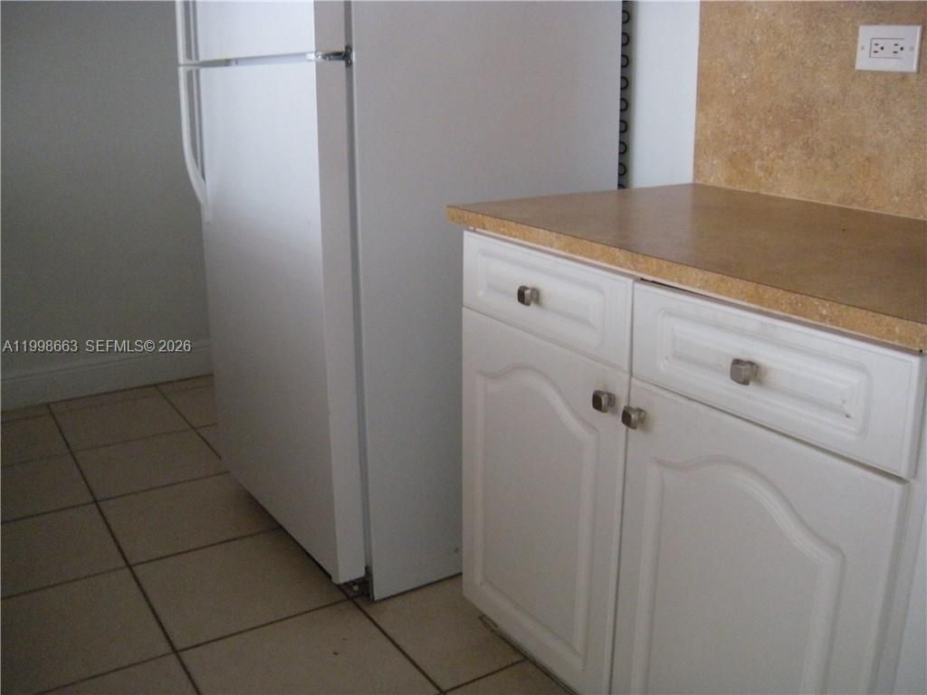 7545 E Treasure Dr, Unit 2K, North Bay Village, FL 33141 Photo