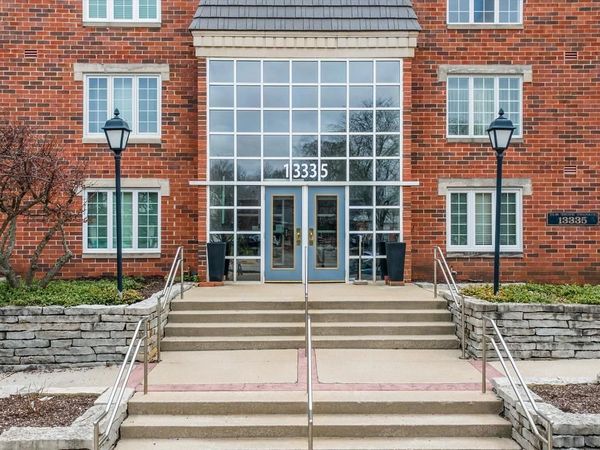 13335 Watertown Plank ROAD, Unit 105, Elm Grove, WI 53122