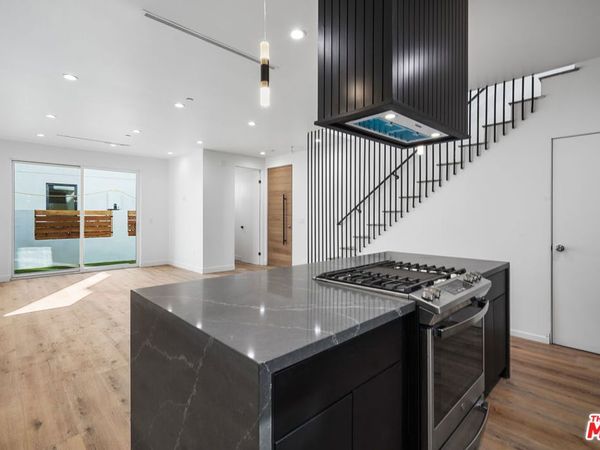 839 N Mccadden Pl, Unit C, Los Angeles, CA 90038