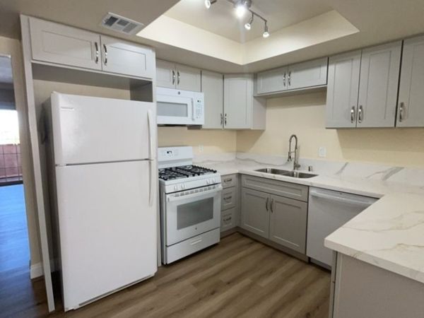 2753 Kline Circle, Unit 3, Las Vegas, NV 89121