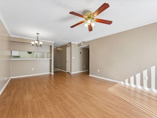 501 W 26th ST, Unit 222, Austin, TX 78705