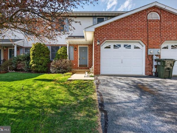 148 PALM LANE, LEBANON, PA 17042