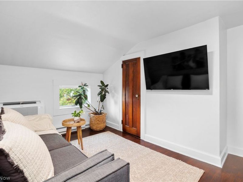 4247 E Lake Road, Sheffield Lake, OH 44054 Photo 26