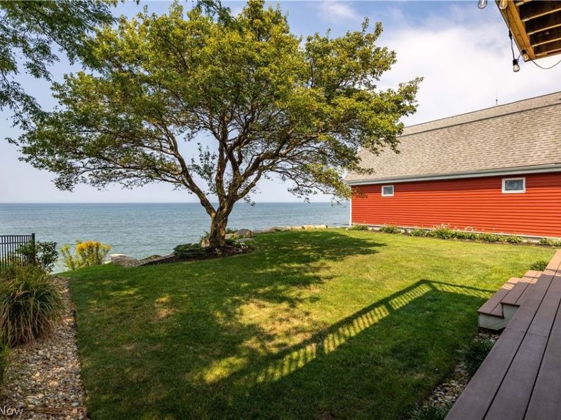 4247 E Lake Road, Sheffield Lake, OH 44054 Photo 42