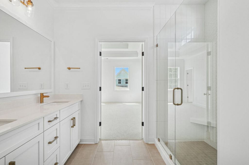 244 Newsday Street Photo 8