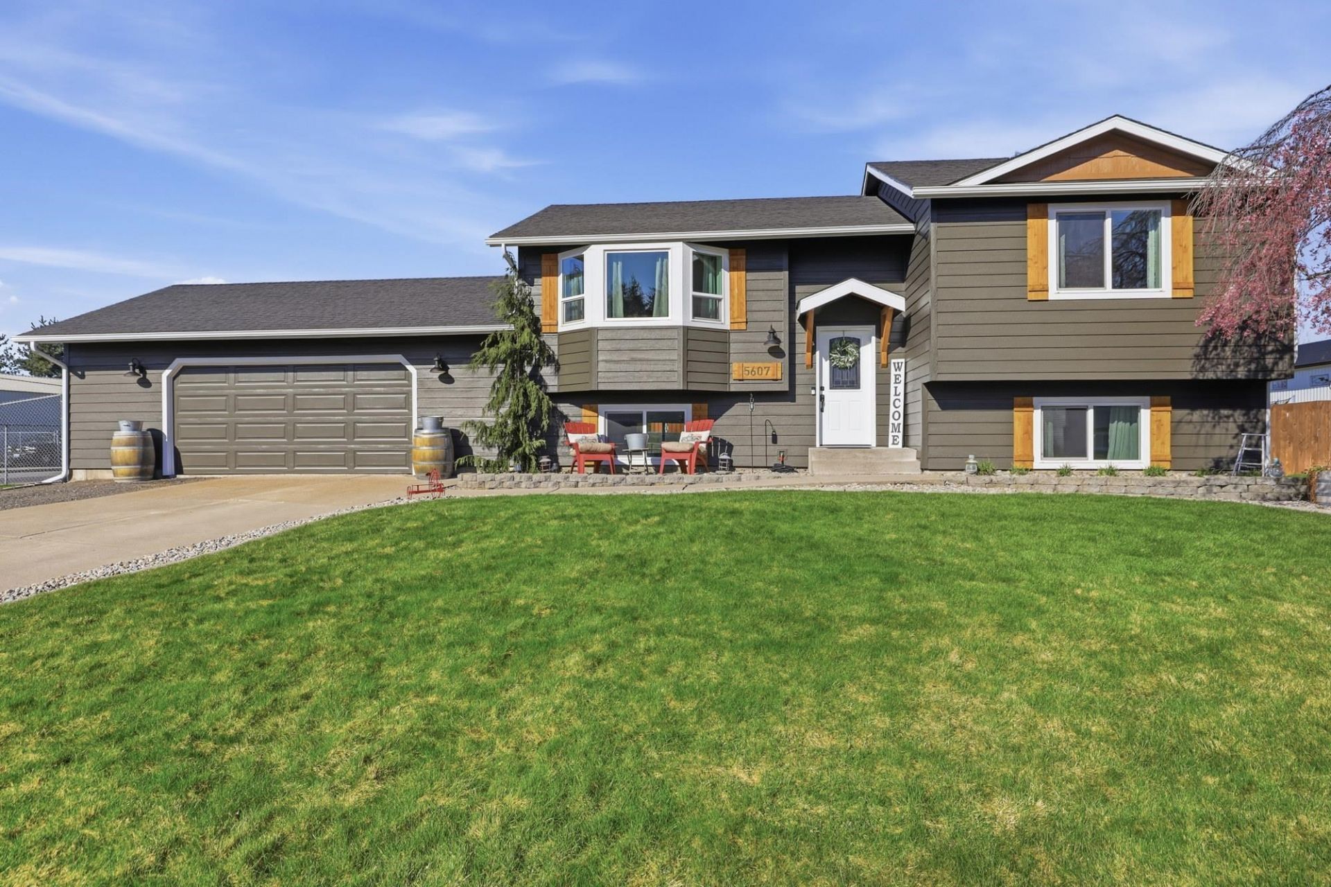 5607 N Malta St primary photo