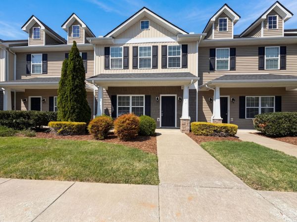 428 Kubota Dr , Murfreesboro, TN 37128