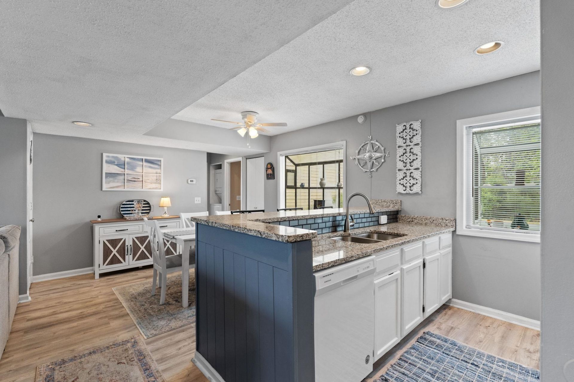 1025 W Plantation Dr. W Photo 13