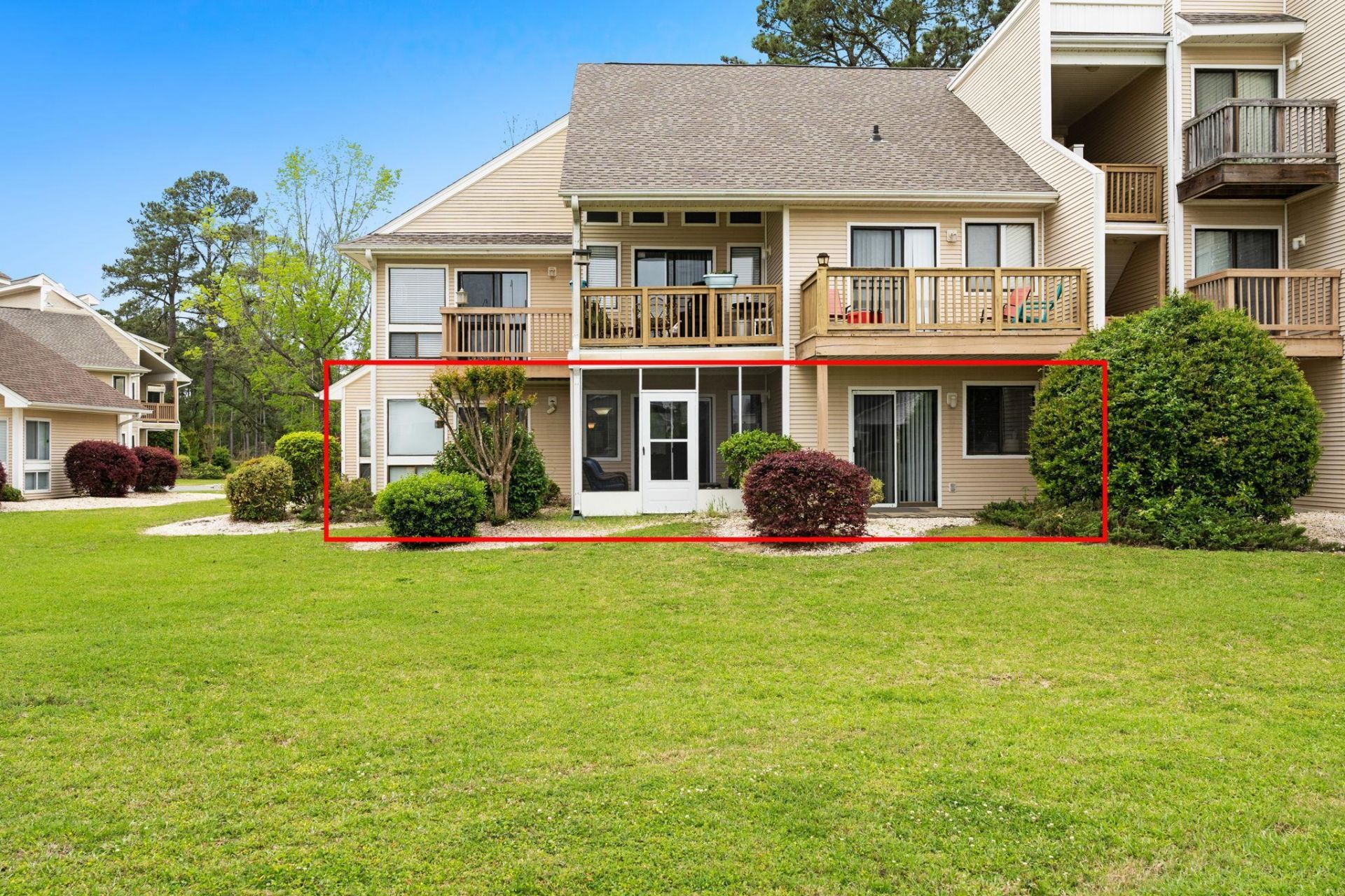 1025 W Plantation Dr. W Photo 36