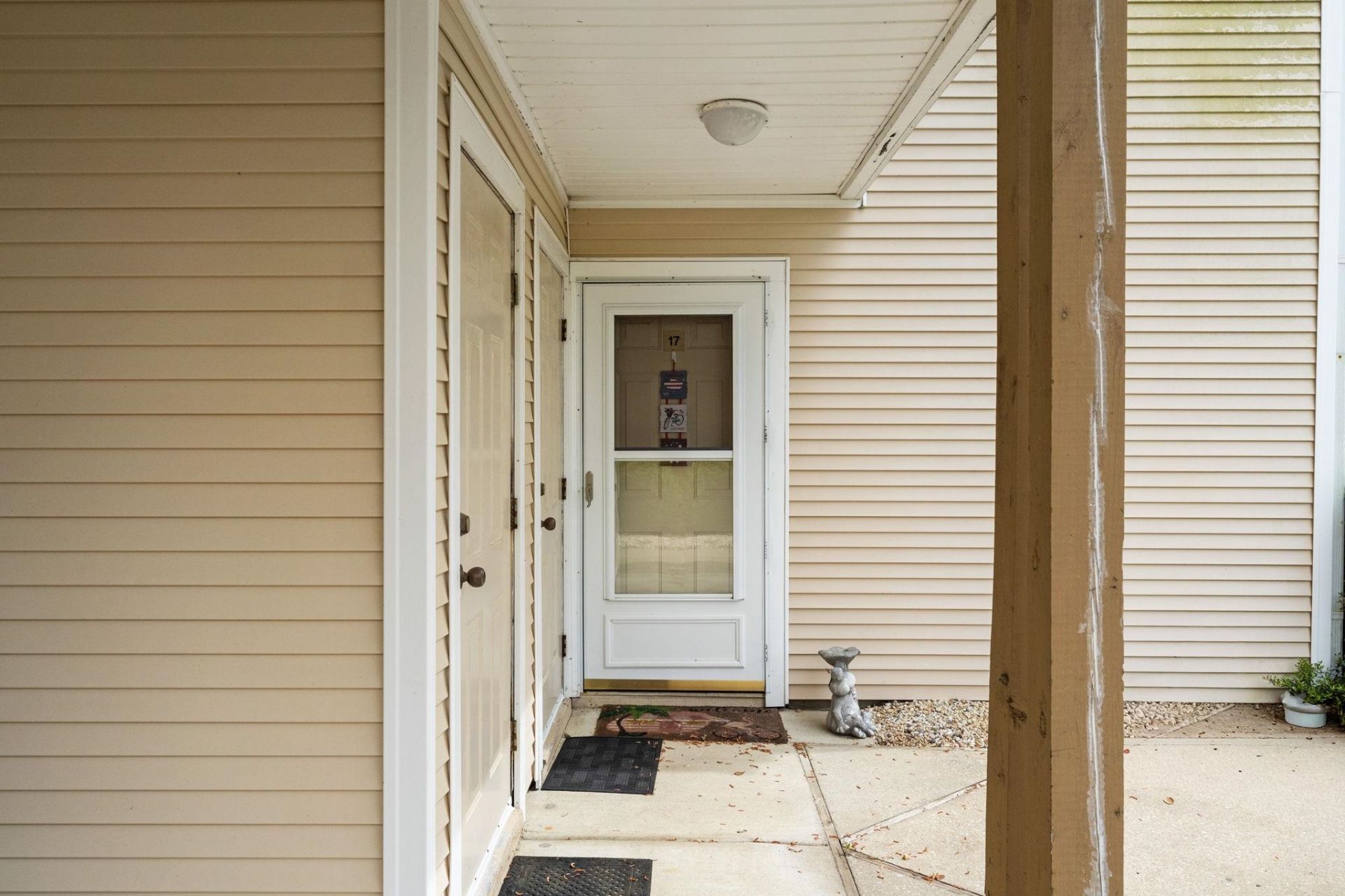 1025 W Plantation Dr. W Photo 4