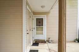 1025 W Plantation Dr. W photo 4