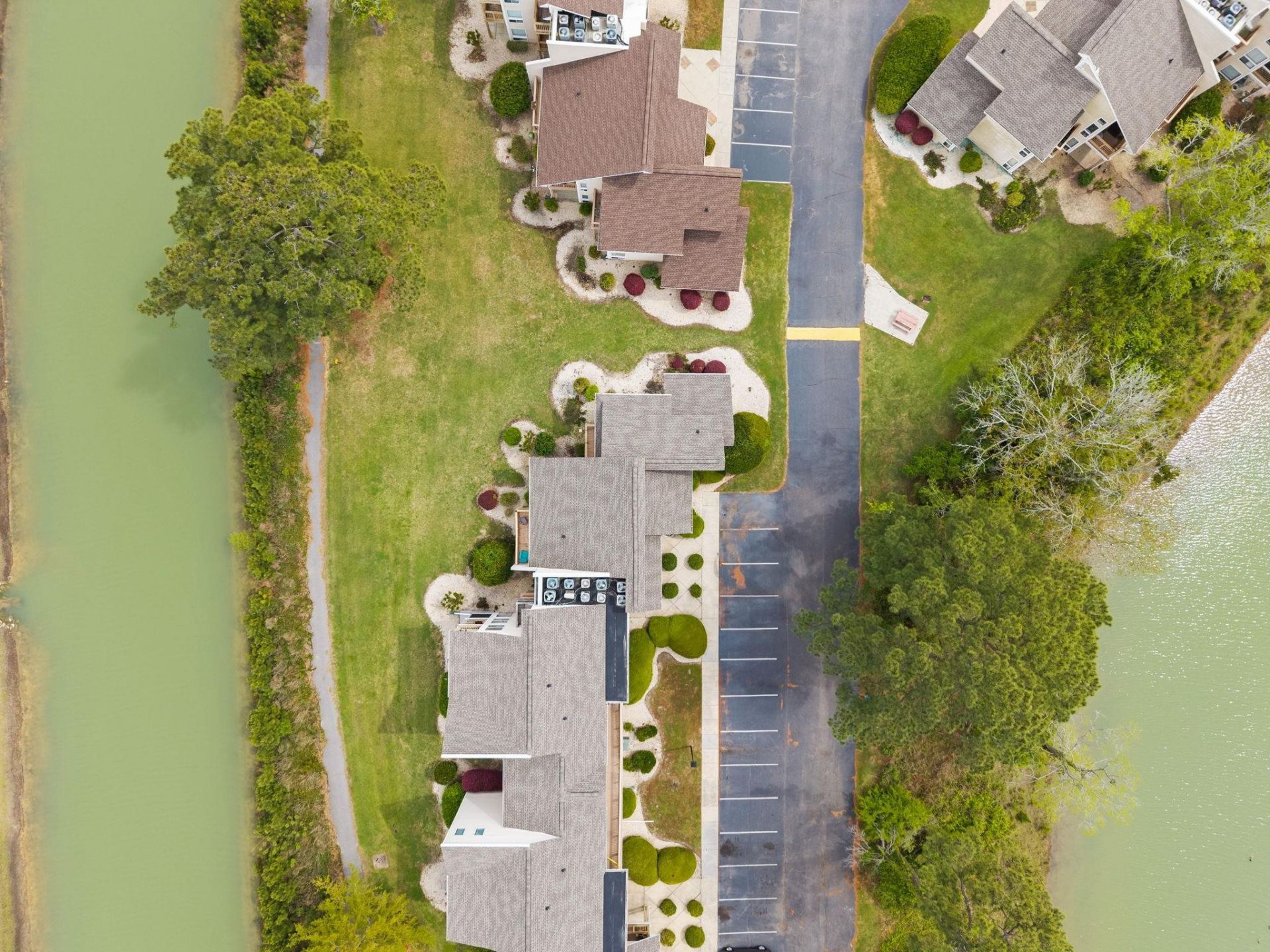 1025 W Plantation Dr. W Photo 42