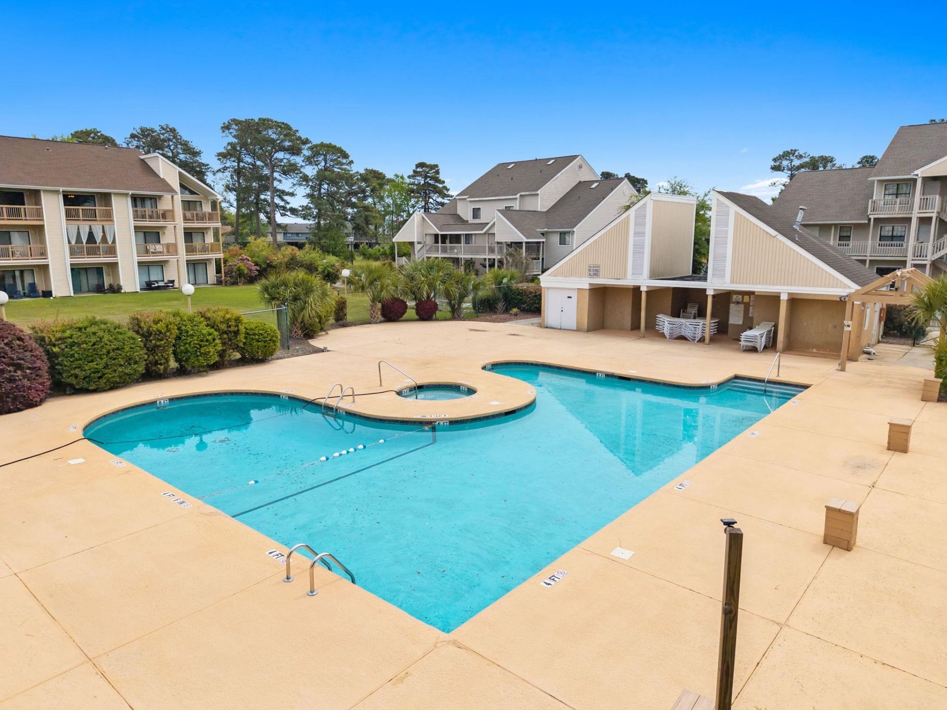 1025 W Plantation Dr. W Photo 47