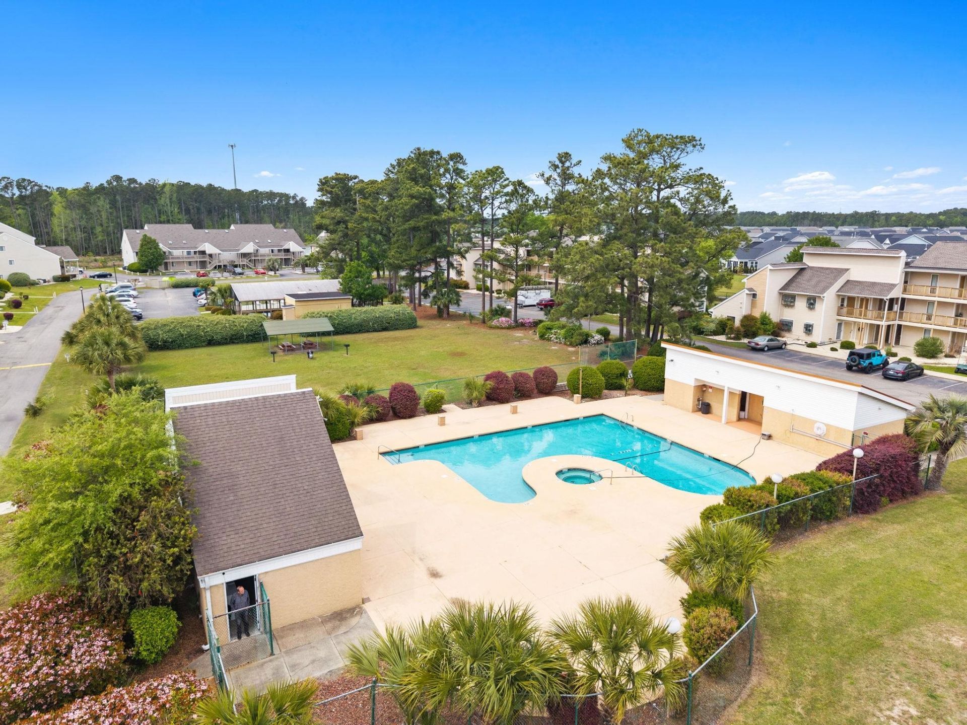 1025 W Plantation Dr. W Photo 48