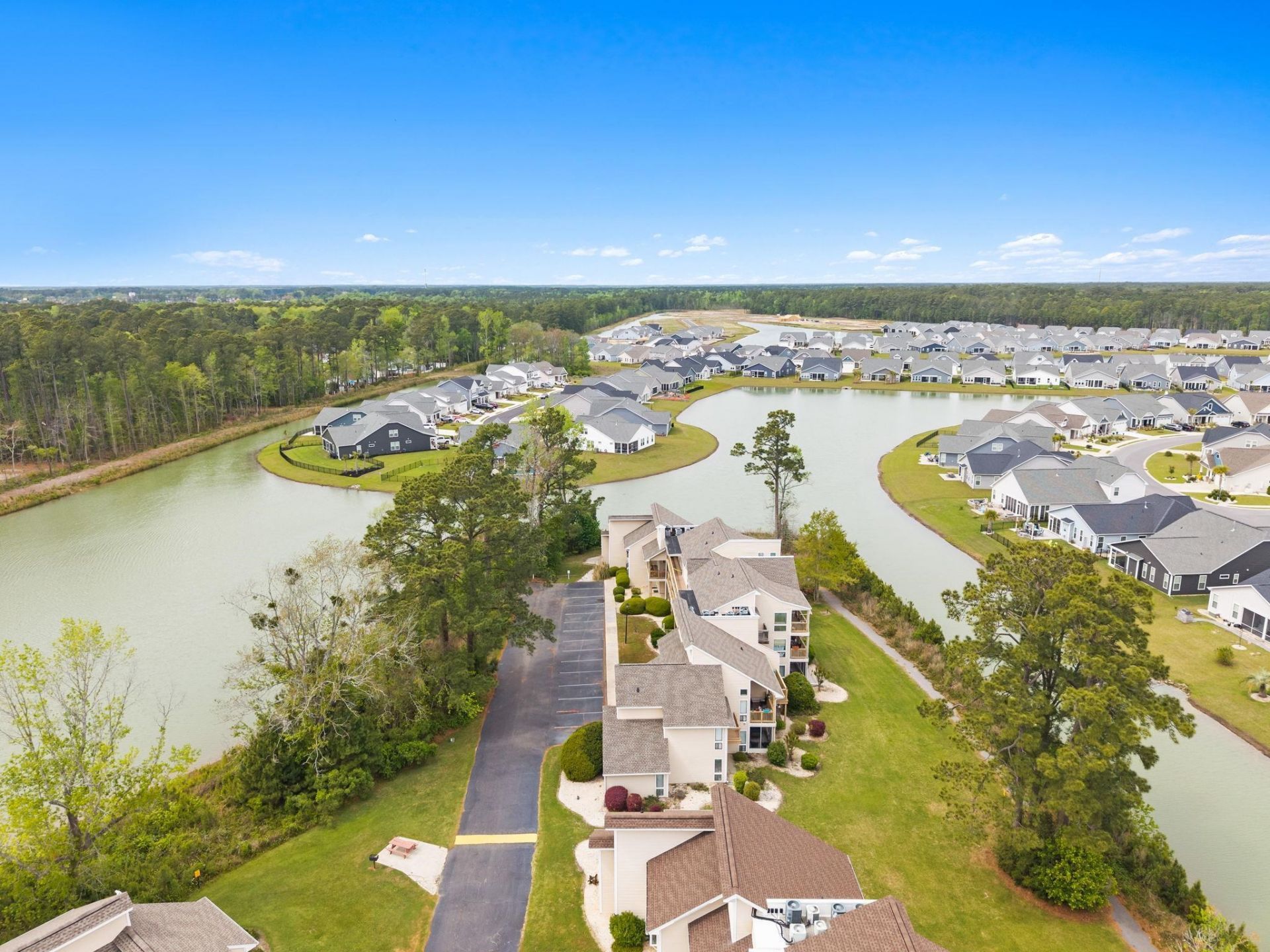 1025 W Plantation Dr. W Photo 54