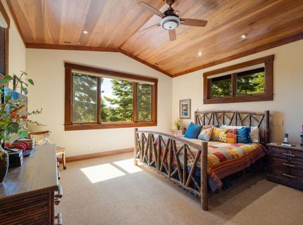 12774 Muhlebach Way, Truckee, CA 96161 Photo