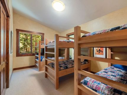 12774 Muhlebach Way, Truckee, CA 96161 Photo