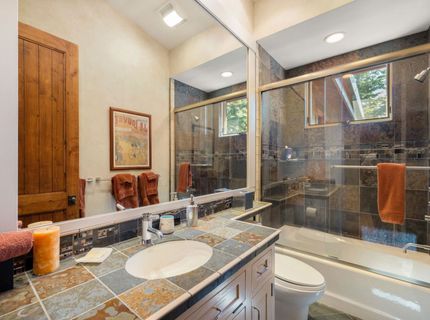 12774 Muhlebach Way, Truckee, CA 96161 Photo