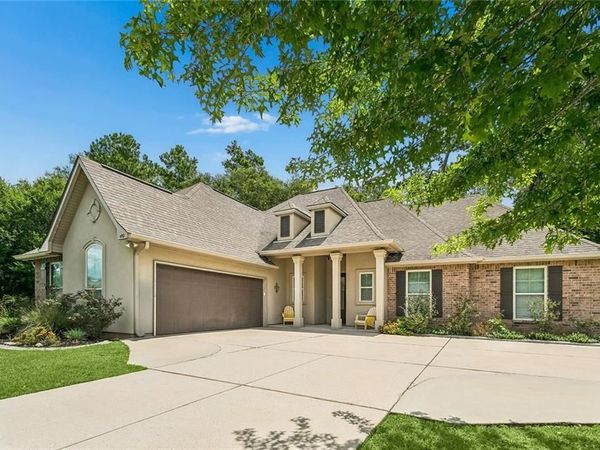 452 SILVER OAK Drive, Madisonville, LA 70447