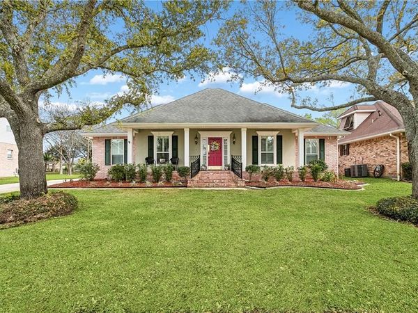 39 INLET Drive, Slidell, LA 70458