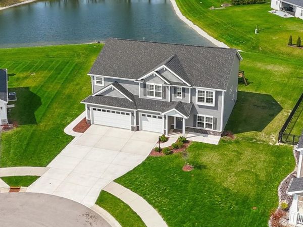 929 Meravi Cove, Fort Wayne, IN 46818