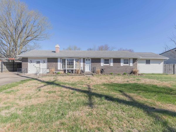 2413 W Mill Road, Evansville, IN 47720