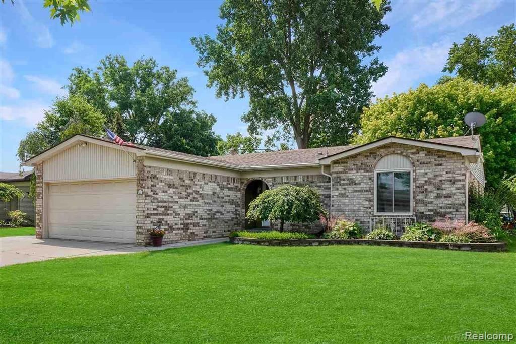 15794 Nader Ct Court , Clinton Township, MI 48038 Main Photo