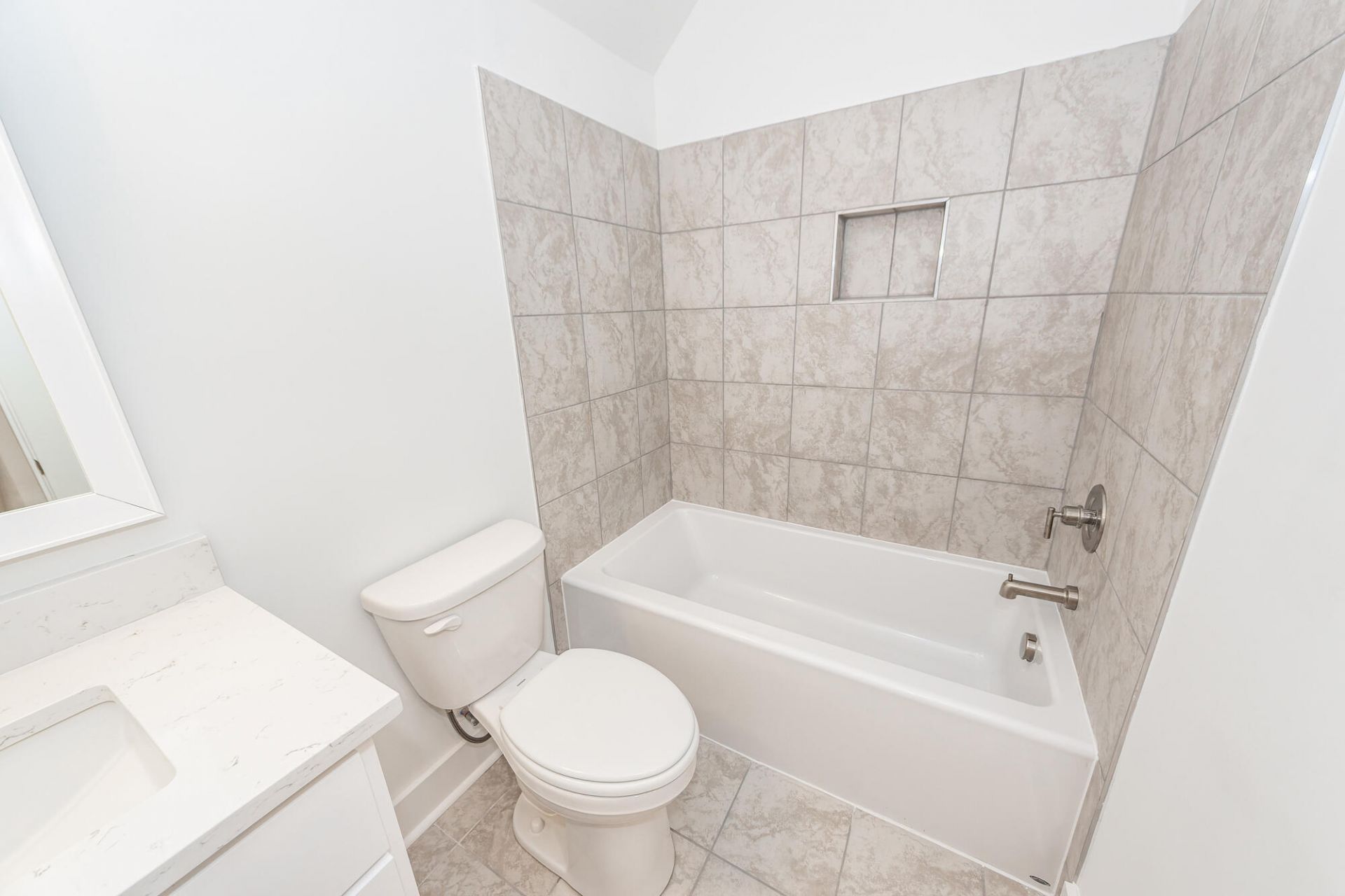 1413 Iroquois Street Photo 23