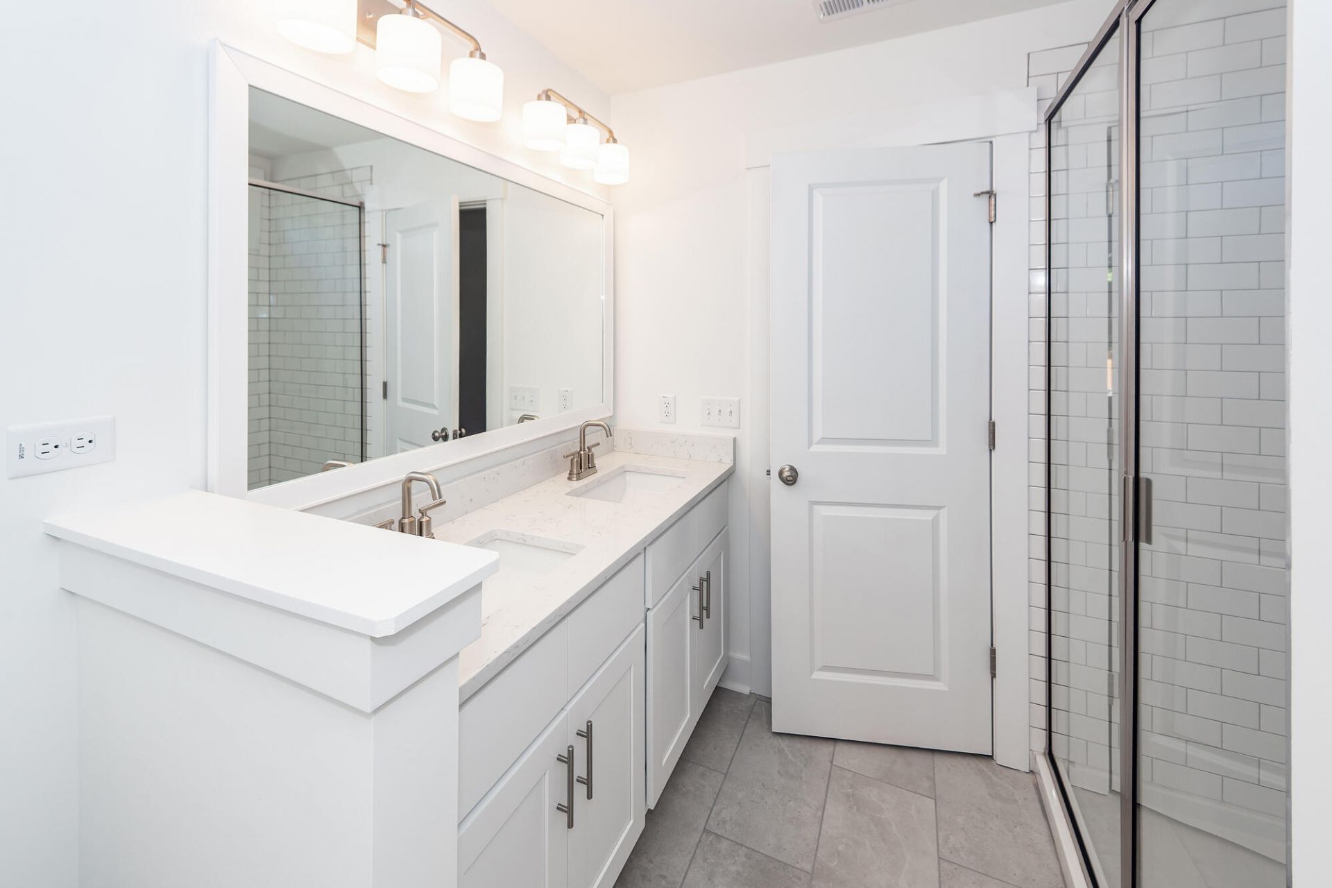 1413 Iroquois Street Photo 35