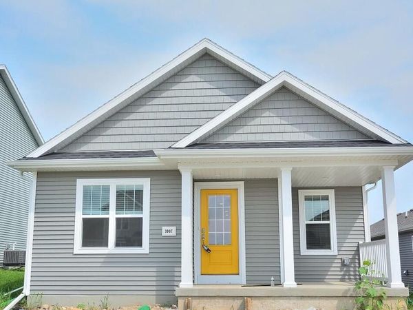 3007 Cranberry CIRCLE, Waukesha, WI 53188