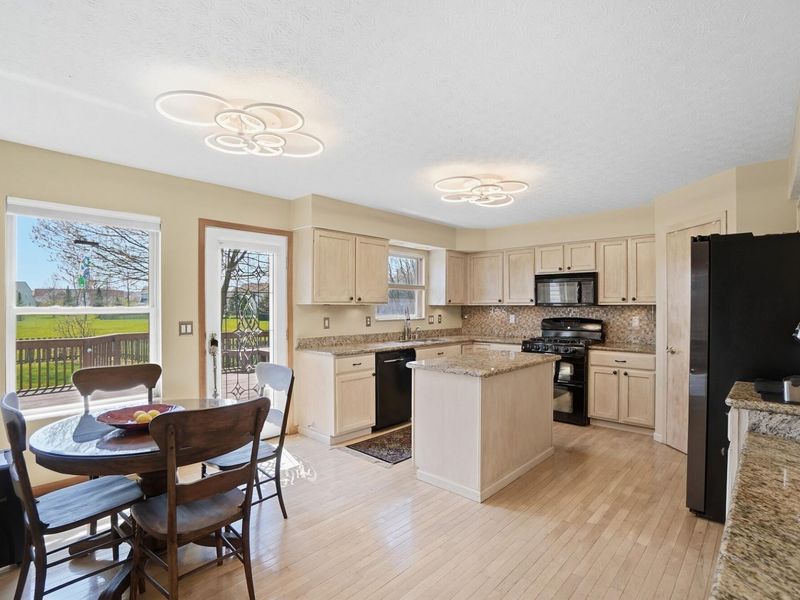 6293 Andrews Drive W, Westerville, OH 43082 Photo 19