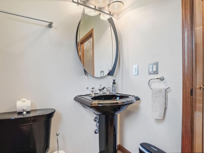 6293 Andrews Drive W, Westerville, OH 43082 Photo 31