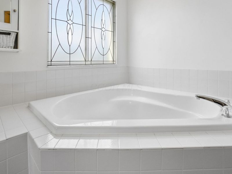 6293 Andrews Drive W, Westerville, OH 43082 Photo 40