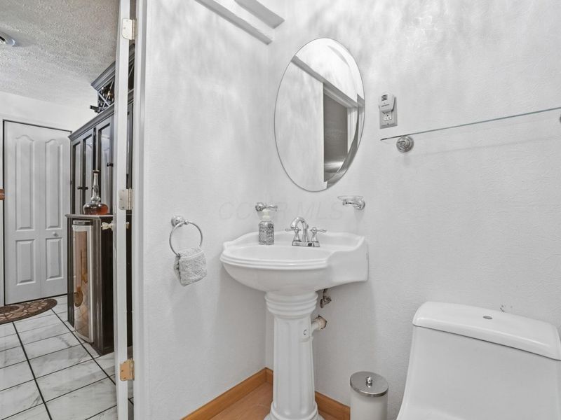 6293 Andrews Drive W, Westerville, OH 43082 Photo 56