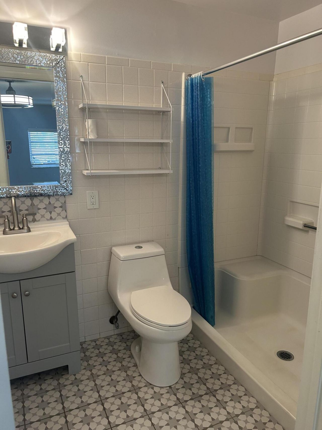 704 NE 20th Avenue, Fort Lauderdale, FL 33304 Photo