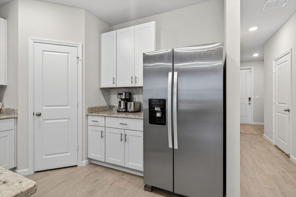 5696 SE Edgewater Circle, Stuart, FL 34997 Photo