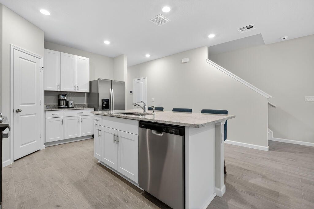 5696 SE Edgewater Circle, Stuart, FL 34997 Photo