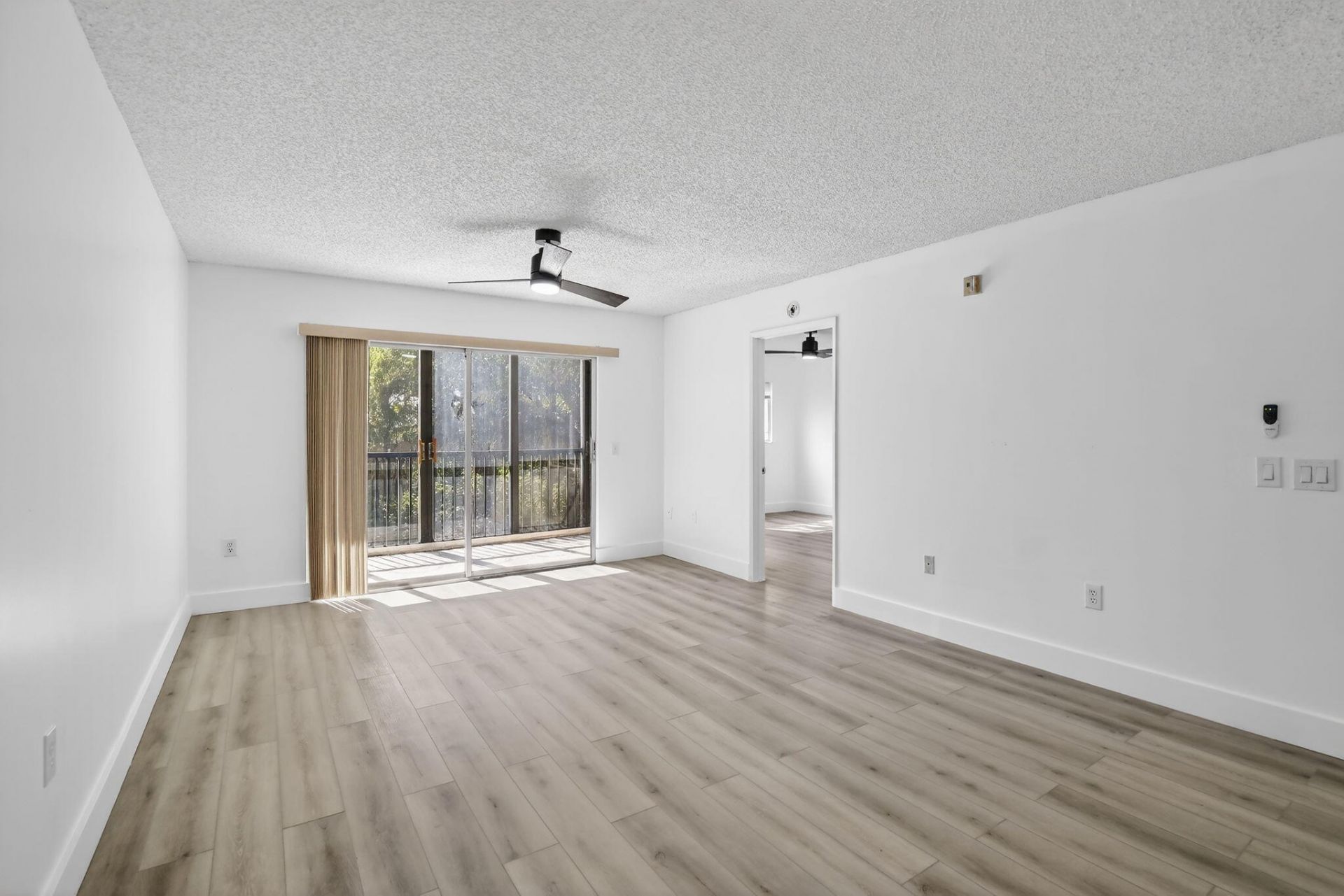 900 SW 142nd Avenue, Unit 305l, Pembroke Pines, FL 33027 Photo