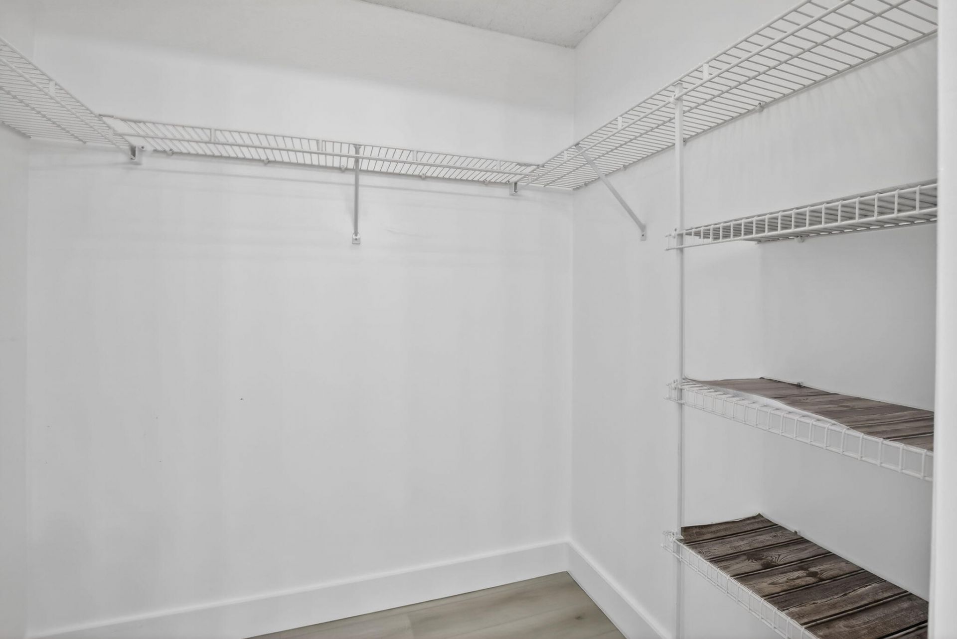 900 SW 142nd Avenue, Unit 305l, Pembroke Pines, FL 33027 Photo