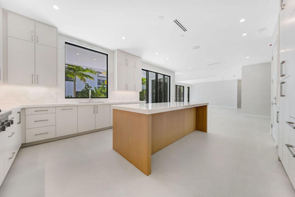 1550 Ponce De Leon Drive, Fort Lauderdale, FL 33316 Photo