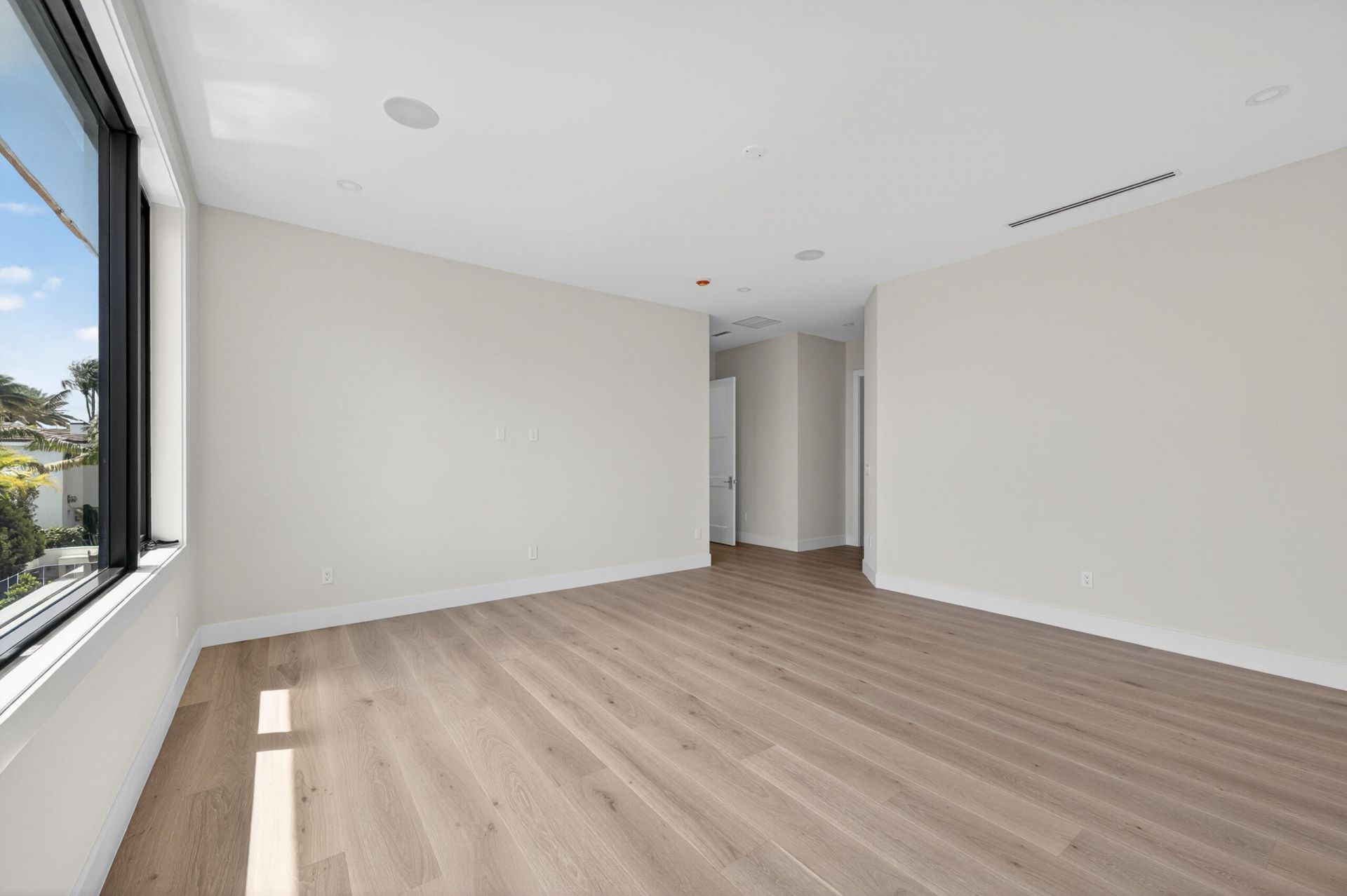 1550 Ponce De Leon Drive, Fort Lauderdale, FL 33316 Photo