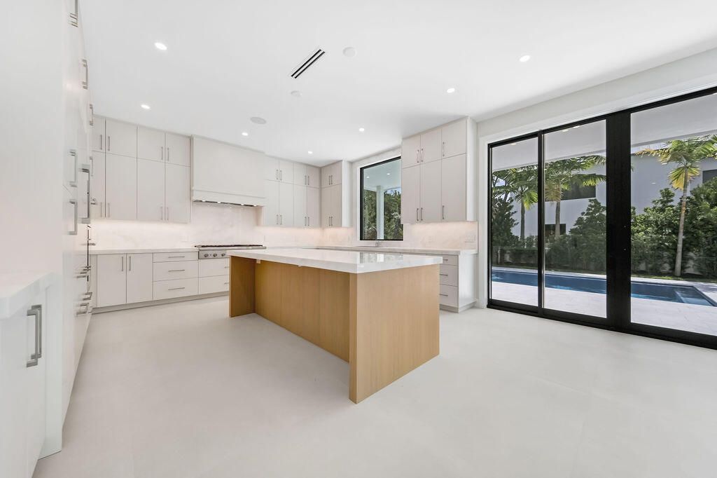1550 Ponce De Leon Drive, Fort Lauderdale, FL 33316 Photo