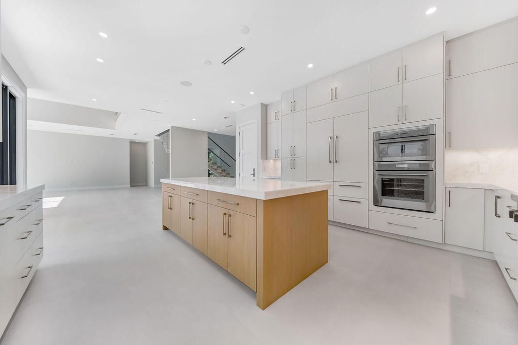 1550 Ponce De Leon Drive, Fort Lauderdale, FL 33316 Photo